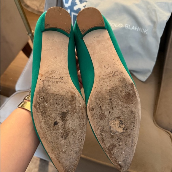 Manolo Blahnik Emerald Green Hangisi Flats with Embellishments - Picture 4 of 4